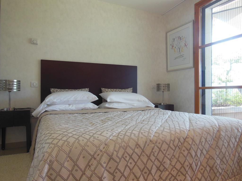 Les Perrelles Bed and Breakfast Bellecombe-en-Beauges Exterior foto